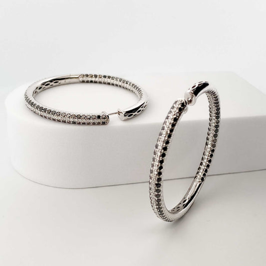 Pendientes de Aro realizados en oro blanco de 4cm de diámetro interior y cierre por presión. Joyas de segunda mano. Envío gratis. Joyas con diamantes baratas.