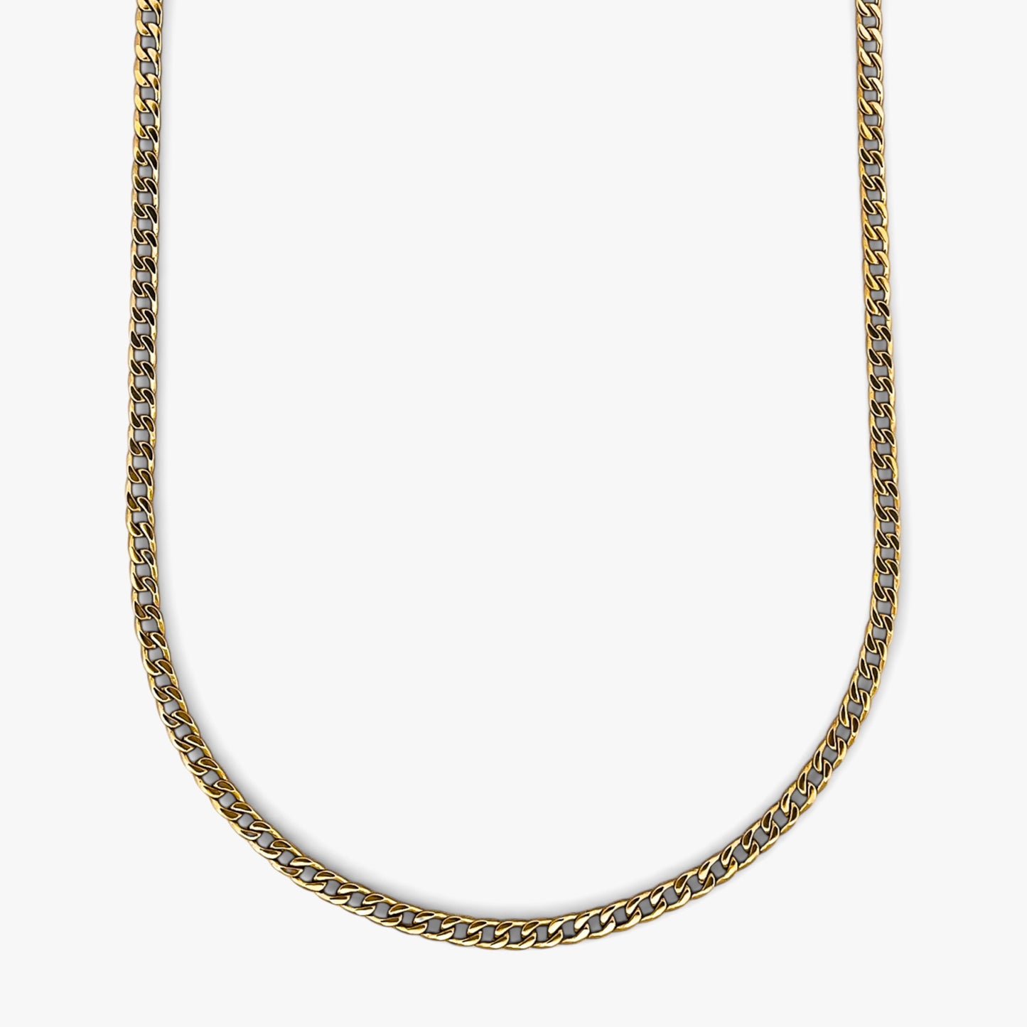 Comprar cadena barbada realizada en oro amarillo de 18kt. Esta cadena dispone de cierre tipo mosquetón. Joya unisex. Joyas acondicionadas. Envío GRATIS. Ian'Or.