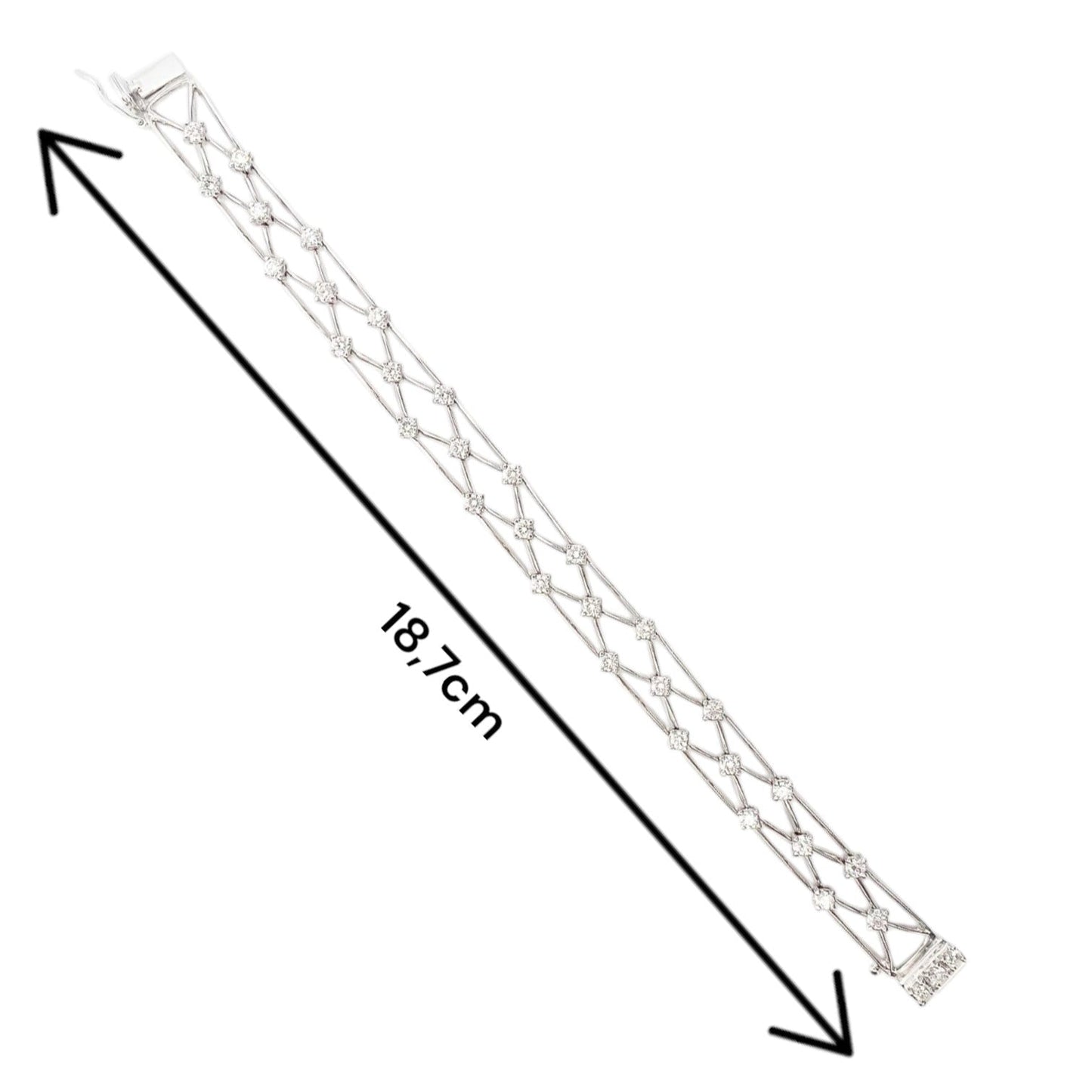 Comprar pulsera con formas geométricas realizada en oro blanco de 18kt con diamantes talla brillante. Joyas con diamantes baratas en Barcelona. Envío gratis.

