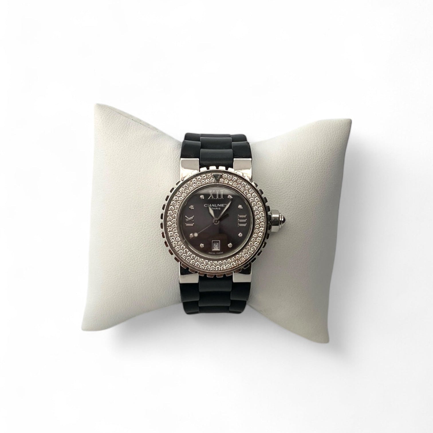Comprar reloj automático de Mujer en caucho negro y acero inoxidable con pave de diamantes en la esfera. Joyas de segunda mano y restauradas en Barcelona.