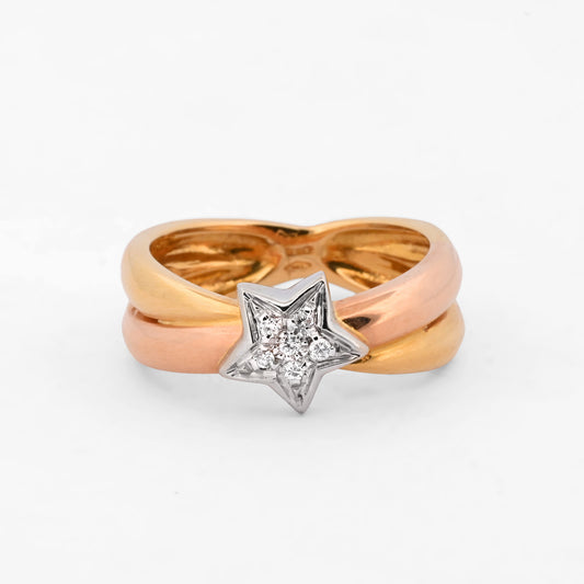 Comprar anillo realizado en oro blanco, rosa y amarillo de 18kt con estrella central con 6 diamantes talla brillante. Joyas de oro 18kt. Envío gratis