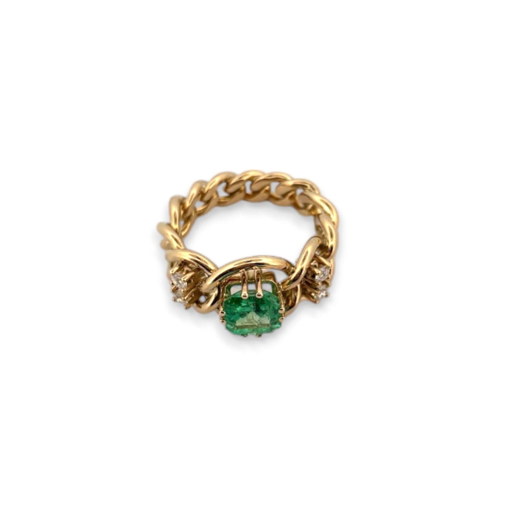 Comprar anillo Oro amarillo de 18kt con una esmeralda central talla princesa y dos diamantes talla brillante a cada lado. Joyas de segunda mano. Joyería Ian'Or.