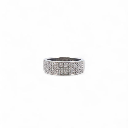 Comprar anillo realizado en oro blanco de 18kt con pavé de diamantes talla brillante. Joyas de segunda mano restauradas. Joyería Ian'Or. Envío gratis.