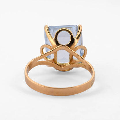 Comprar anillo de oro amarillo de 18kt con topacio talla baguette engastado en 4 grapas. Joyas restauradas. Joyas de segunda mano. Joyería Ian'Or.