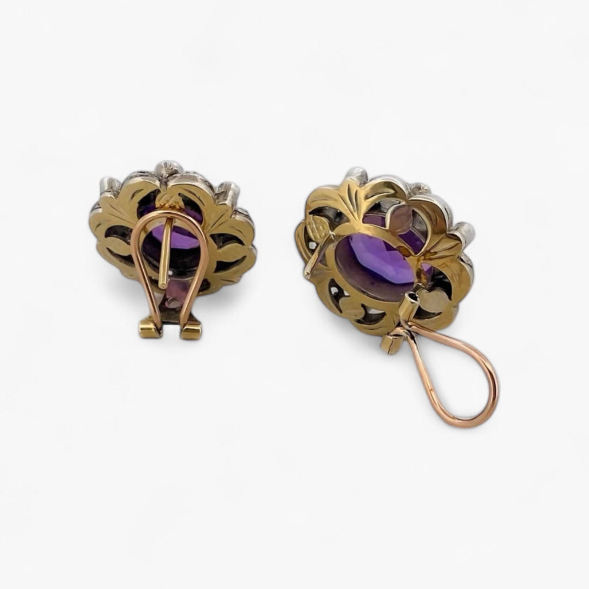 Pendientes vintage de oro amarillo de 18kt con rosetón de amatista talla oval engastada en oro amarillo y orla piedras engastadas en plata de Ley. Joyas antiguas mejor precio