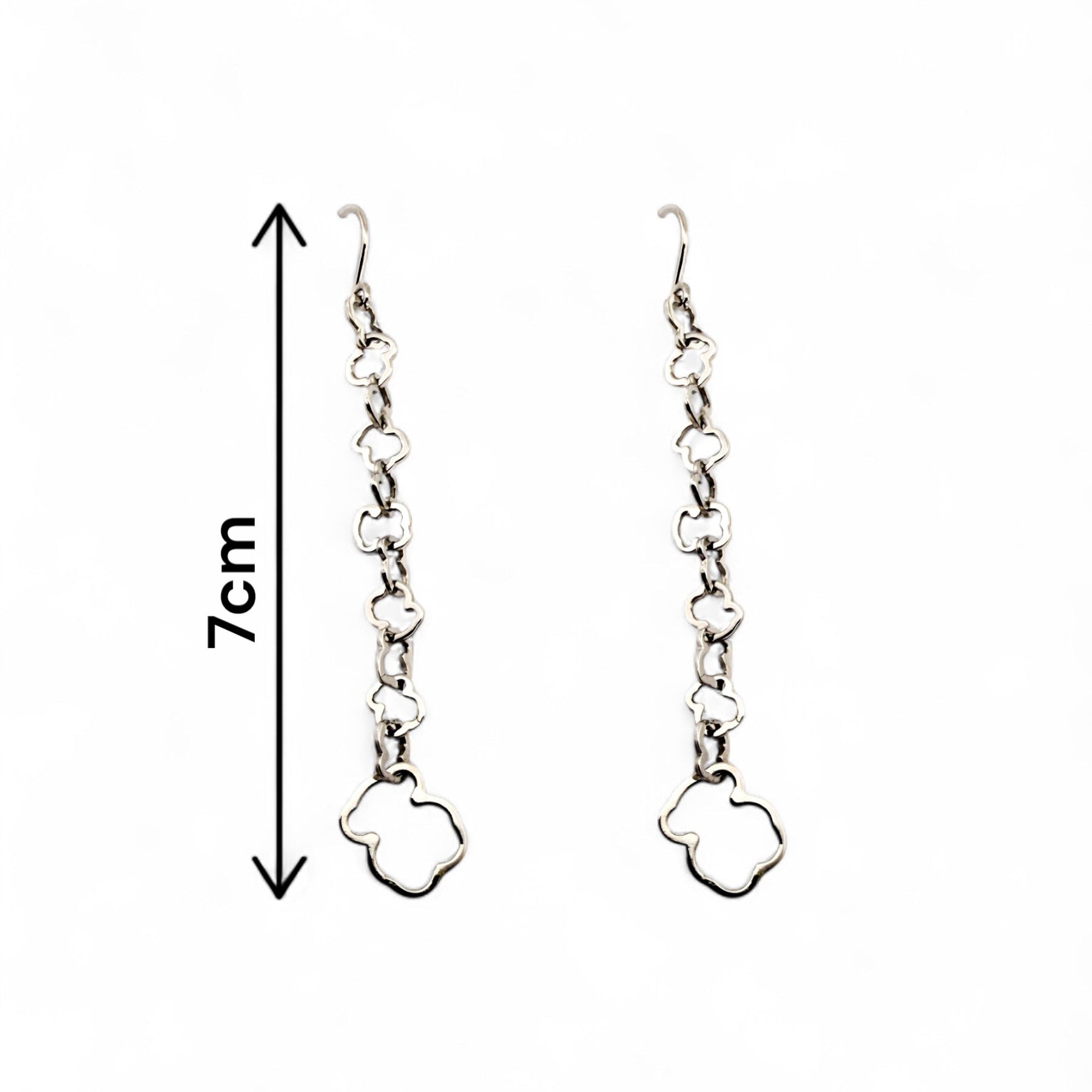 Comprar pendientes r oro blanco de 18kt  TOUS originales de la colección Carrusel con los icónicos ositos eslabonados. Joyas Tous de segunda mano baratas