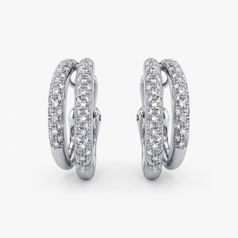 Comprar pendientes de aro dobles realizados en oro blanco de 18kt con diamantes talla brillante. Cierre tipo Omega. Joyas de segunda mano. Envío gratis. Ian'Or.