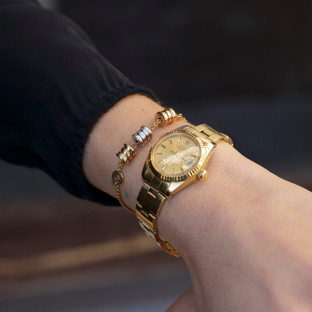 Reloj Rolex Datejust de Mujer caja de 26mm. Realizado en oro amarillo de 18kt.
Medida correa: 19cm, correa oyster. Rolex de segunda mano baratos en Barcelona. 