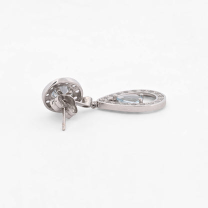 Comprar pendientes largos de oro blanco de 18kt con diamantes talla brillante y aguas marinas. Joyas con aguamarinas. Joyería Ian'Or. Envío GRATIS.