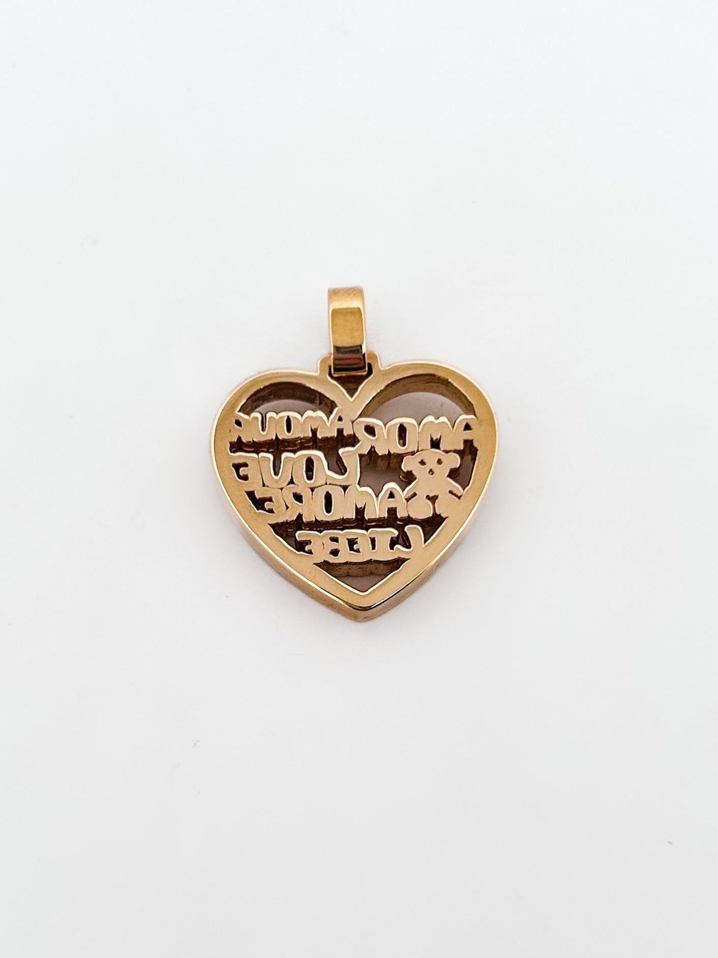 Comprar colgante de la firma Tous en forma de corazón realizado en oro amarillo de 18kt. Tous en oro amarillo de 18kt. Venta de joyas Tous segunda mano. Ian'Or.

