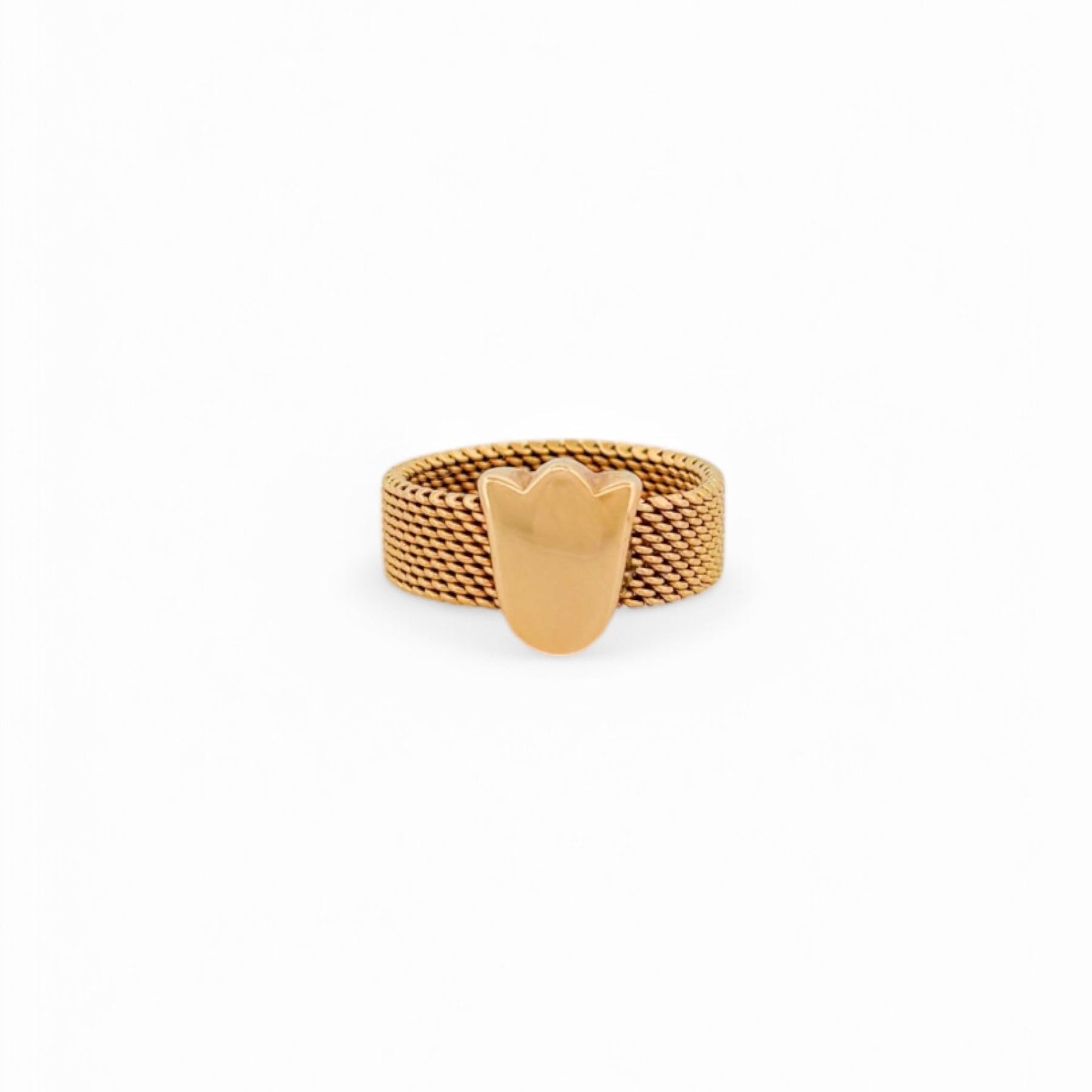 Anillo original de Tous realizado con el característico tejido de malla en oro amarillo de 18kt con el característico tulipán de la firma. Joyas de Tous al mejor precio. 