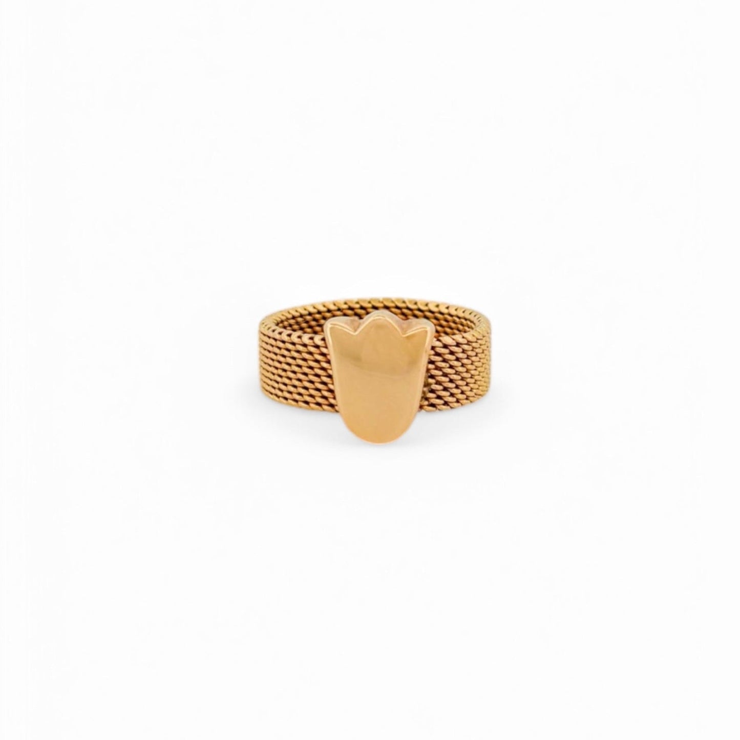 Anillo original de Tous realizado con el característico tejido de malla en oro amarillo de 18kt con el característico tulipán de la firma. Joyas de Tous al mejor precio.