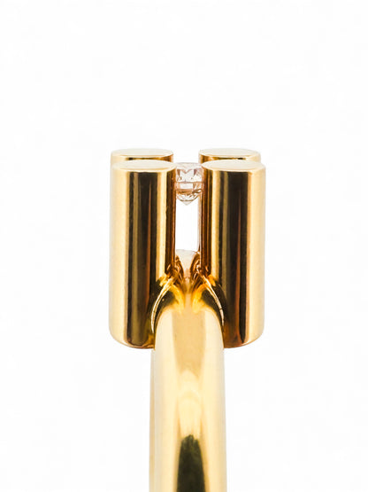 Comprar Solitario de MISUI creado por Marc Monzó que se inspira en elementos arquitectónicos clásicos. Joyas de firma de segunda mano al mejor precio en Barcelona.