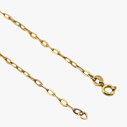 Comprar cadena forzada realizada en oro amarillo de 18kt con cierre tipo reasa. La cadena mide 52cm largo con un grosor de 1,62mm. Cadenas de oro de 18kt al mejor precio en Barcelona.