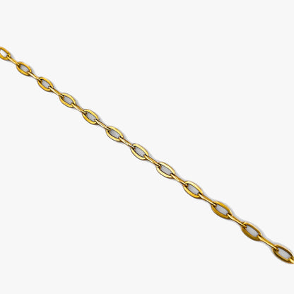 Comprar cadena forzada realizada en oro amarillo de 18kt con cierre tipo reasa. La cadena mide 52cm largo con un grosor de 1,62mm. Cadenas de oro de 18kt al mejor precio en Barcelona.
