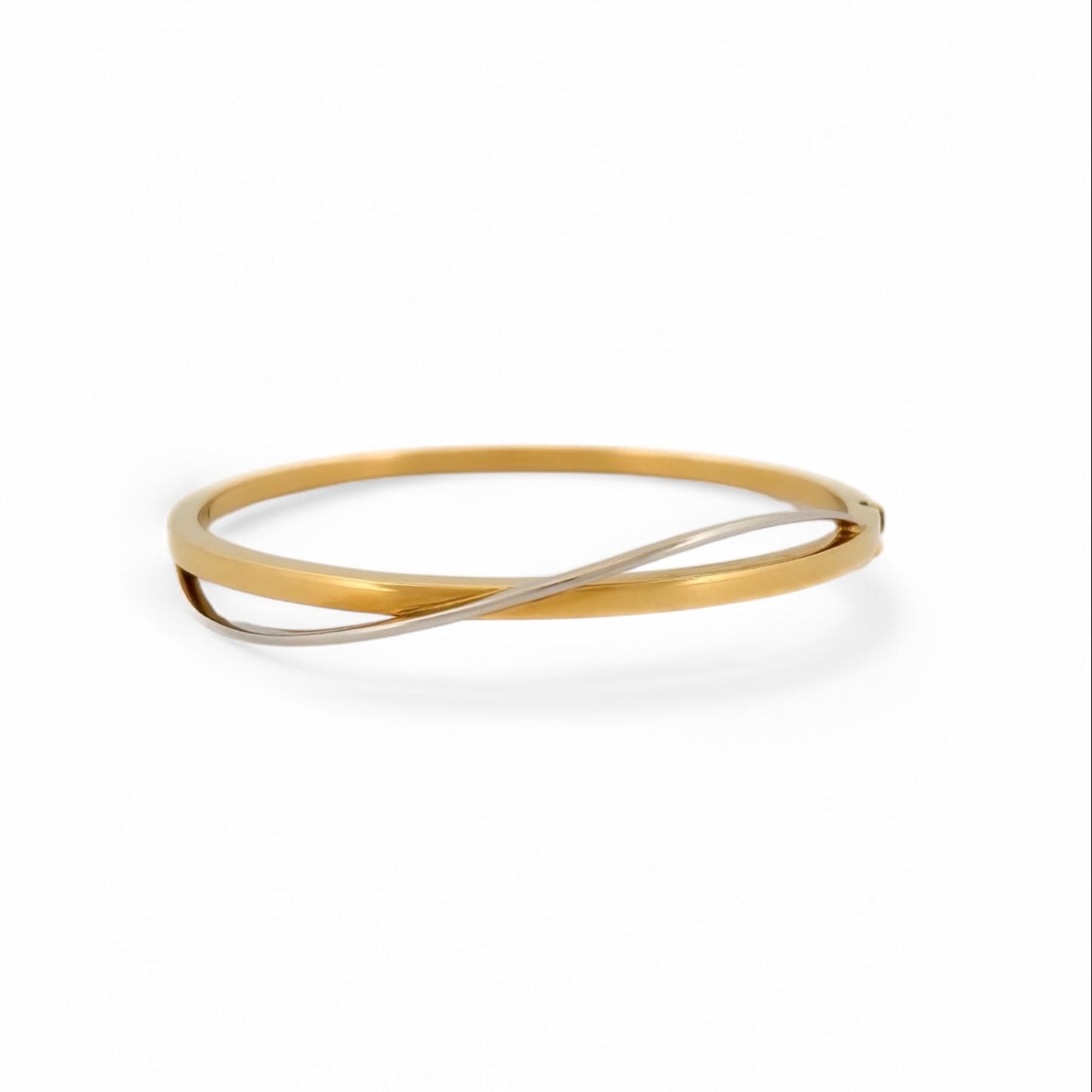 Comprar pulsera esclava de Oro amarillo de 18kt. Esta preciosa pulsera rígida dispone de cierre de cajón. Joyas de segunda mano en Barcelona, compro oro y joyas al mejor precio. 