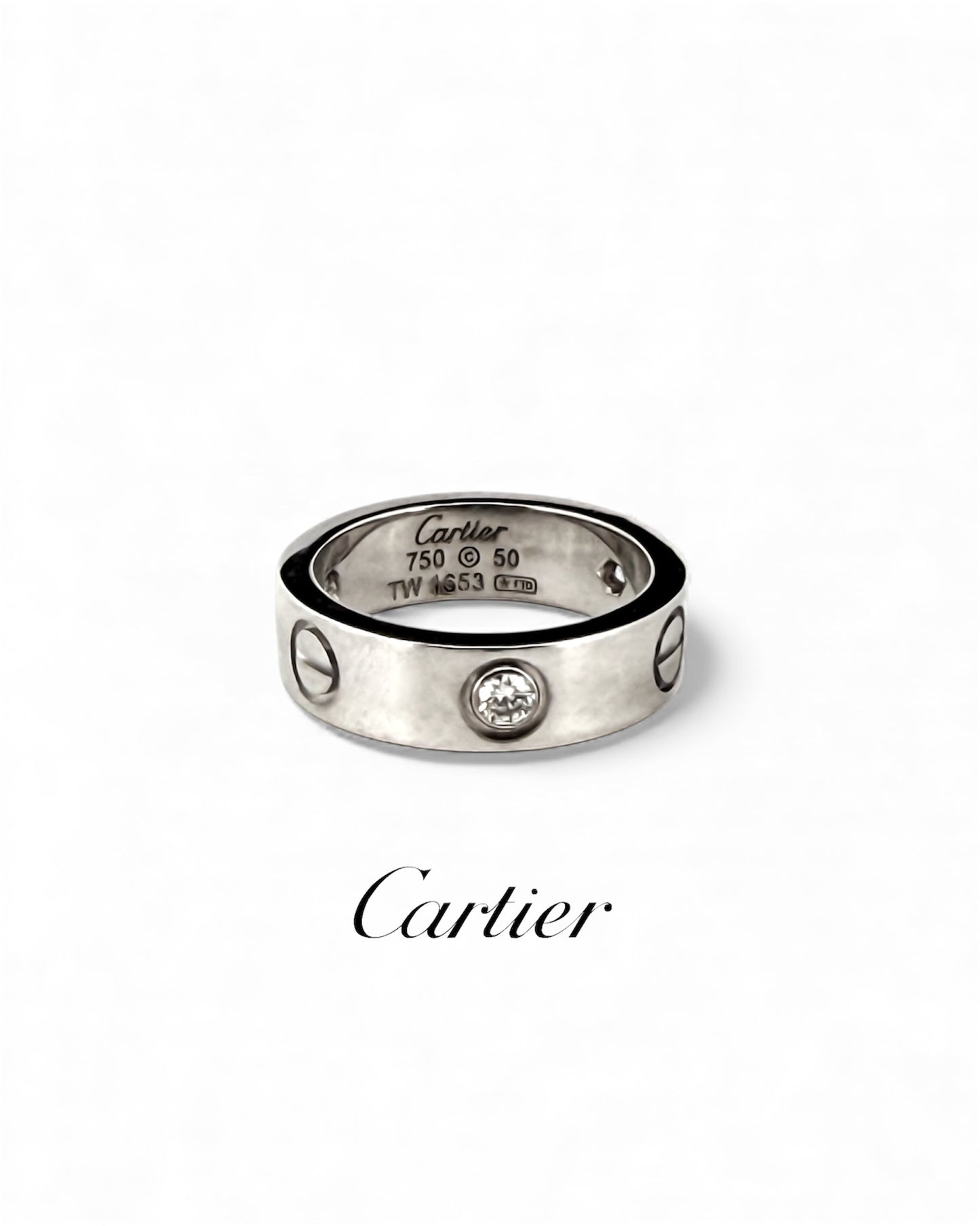 Anillo original de la prestigiosa firma Cartier de la colección LOVE realizada en oro blanco con engaste de 3 brillantes. Joyas Cartier Originales