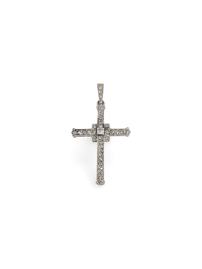 Comprar colgante en forma de cruz de oro blanco, con brillantes platinos. Joyería Compro Oro Barcelona. Ian'Or.