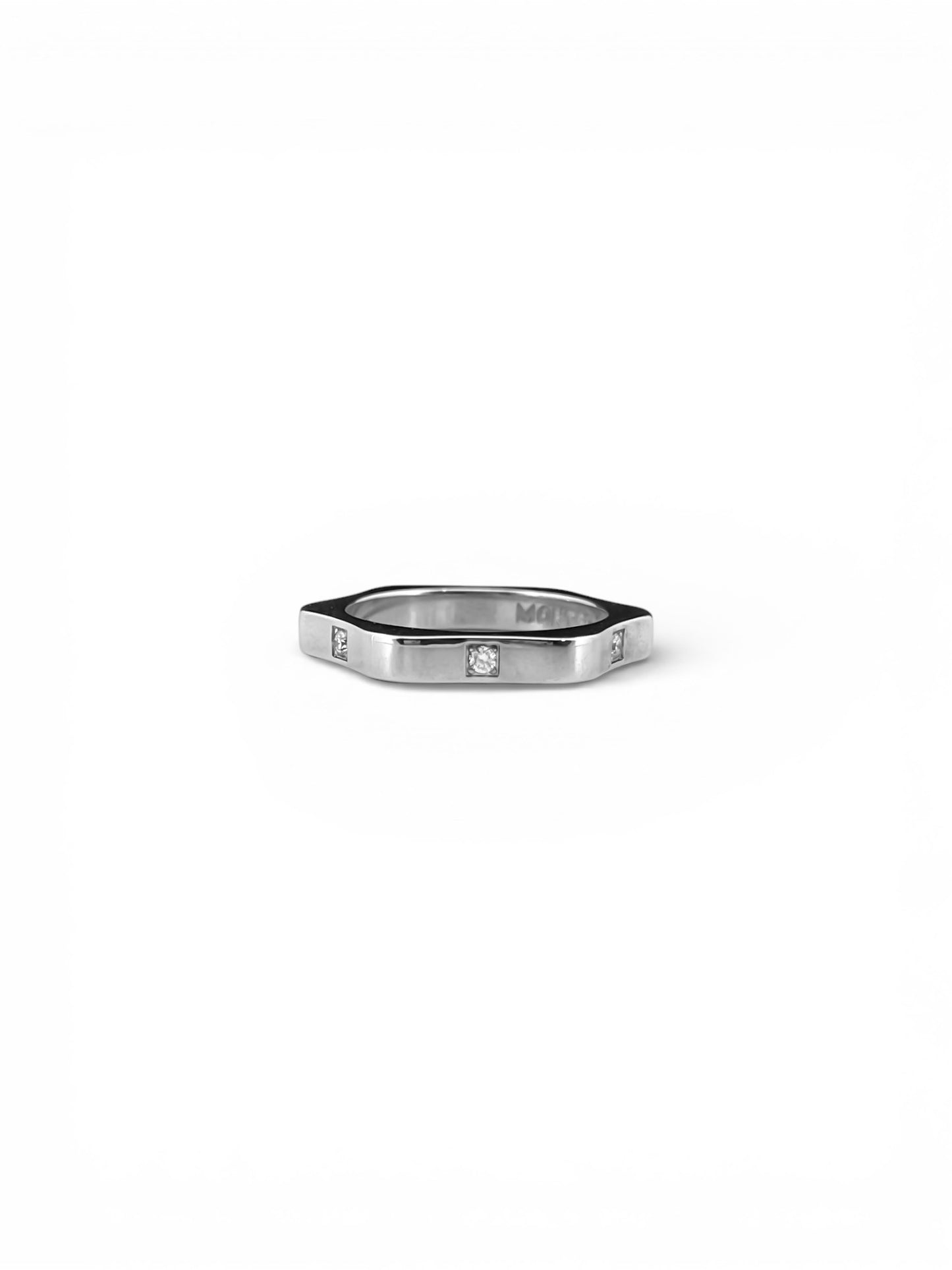 Comprar anillo de la marca Montblanc, de la colección 4810 Star realizado en oro blanco con 6 diamantes. Joyas de segunda mano baratas. Joyería Ian'Or. Joyeria de marca.Envío gratis.