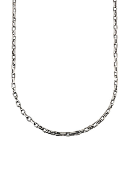 Comprar cadena realizada en oro blanco de 18kt con eslabones de 4mm y 49cm de largo.  Cierre tipo mosquetón. Cadenas de oro blanco gruesas de 18kt