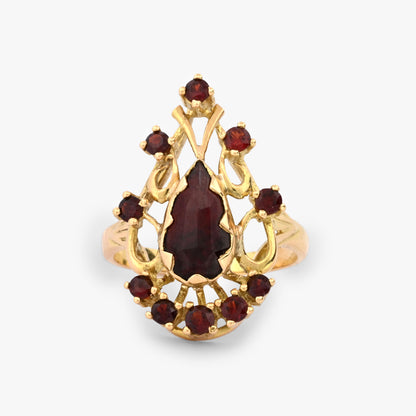 Comprar Sortija en forma de gota realizada en oro amarillo de 18kt y 11 granates. Joyas vintage. Joyas de segunda mano. Joyería Ian'Or.