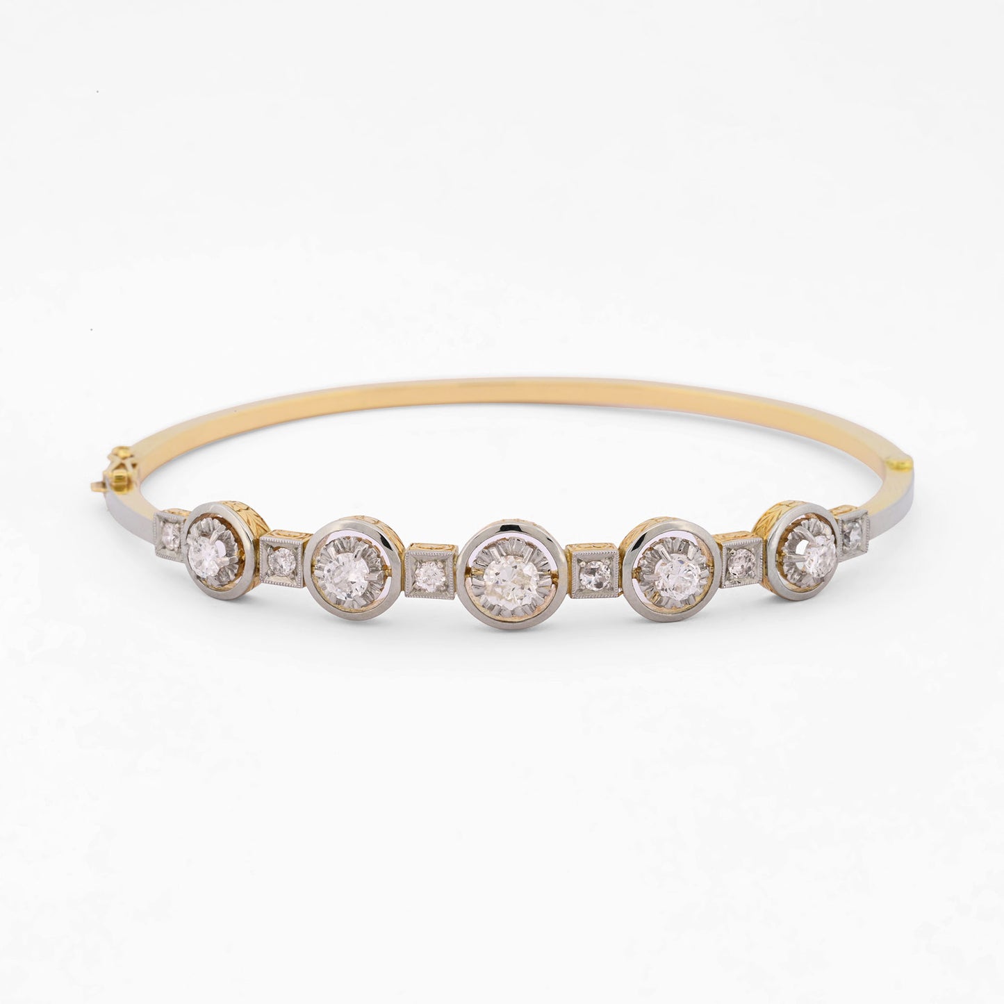 Comprar pulsera esclava Art Deco realizada en oro amarillo de 18kt y platino con diamantes talla antigua a lo largo de la pulsera. Ian'Or. vintage