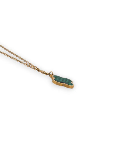 Comprar colgante realizado en oro amarillo de 18kt, este colgante esta inspirado en la famosa marca francesa Van Cleef. Compra venta de joyas en Barcelona, taller propio de restauración de joyas en Barcelona.