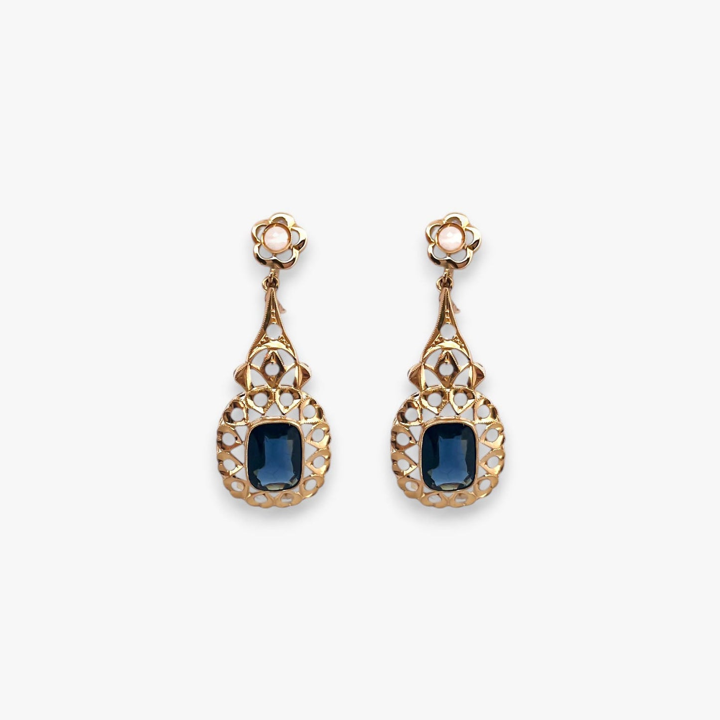 Comprar pendientes antiguos circa 1870 de oro amarillo de 18kt con dos zafiros bleu foncé y diamantes talla rosa. vintage antiguo isabelino