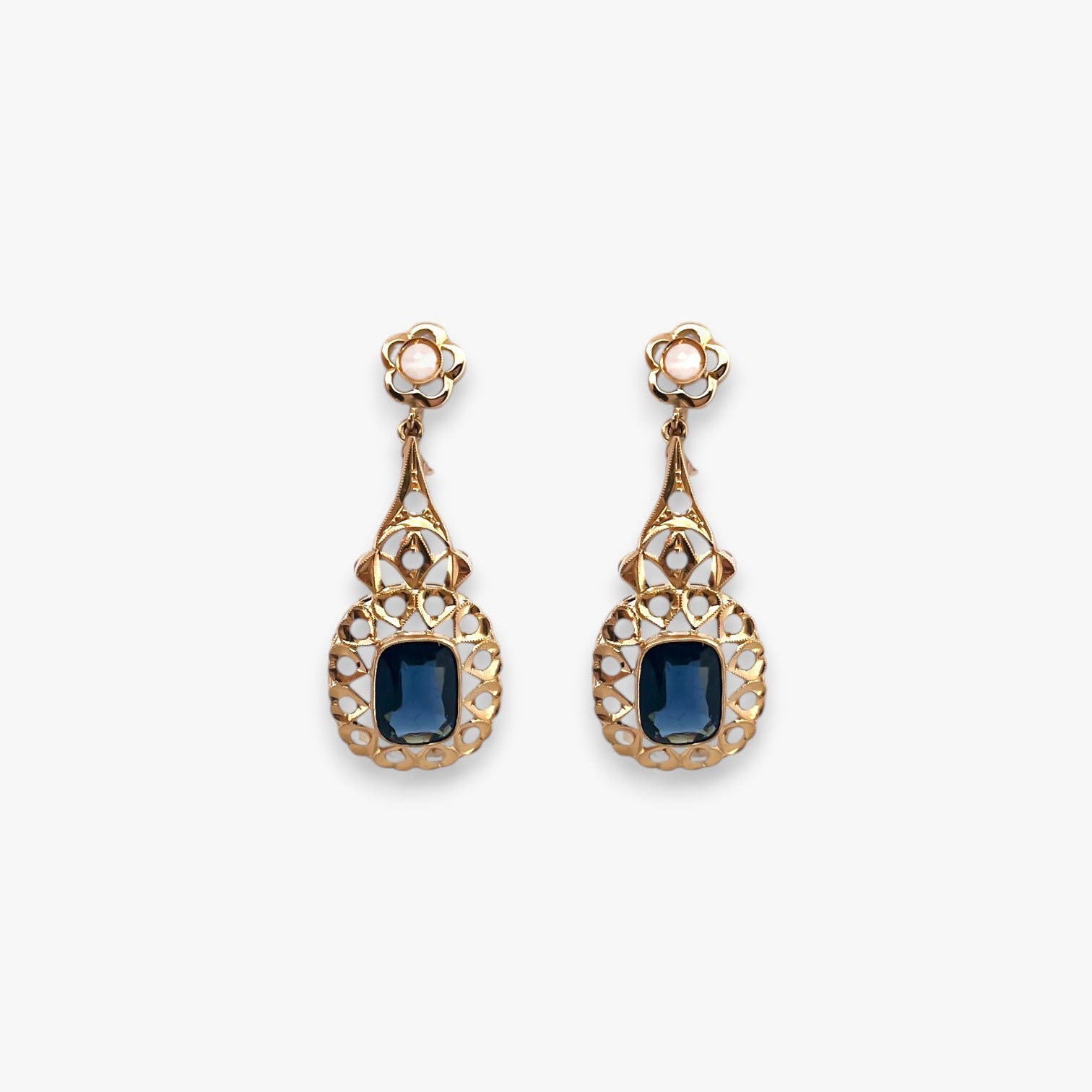 Comprar pendientes antiguos circa 1870 de oro amarillo de 18kt con dos zafiros bleu foncé y diamantes talla rosa. vintage antiguo isabelino