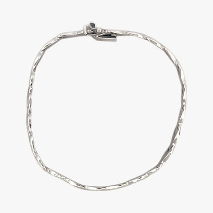 Comprar pulsera realizada en oro blanco de 18kt. Esta pulsera dispone de cierre de cajón con brazo de seguridad. Joyería segunda mano Barcelona.