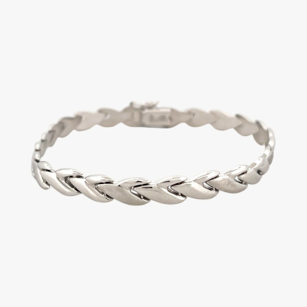Comprar pulsera realizada en oro blanco de 18kt. Esta pulsera dispone de cierre de cajón con brazo de seguridad. Joyería segunda mano Barcelona.