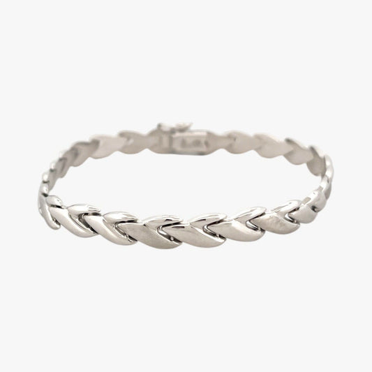 Comprar pulsera realizada en oro blanco de 18kt. Esta pulsera dispone de cierre de cajón con brazo de seguridad. Joyería segunda mano Barcelona.