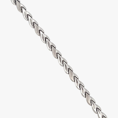 Comprar pulsera realizada en oro blanco de 18kt. Esta pulsera dispone de cierre de cajón con brazo de seguridad. Joyería segunda mano Barcelona.