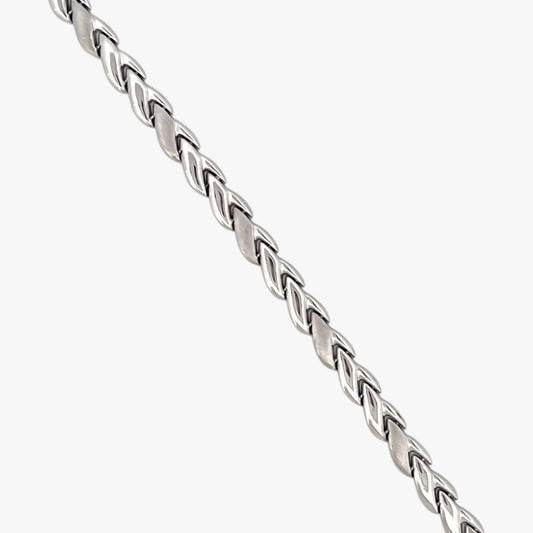 Comprar pulsera realizada en oro blanco de 18kt. Esta pulsera dispone de cierre de cajón con brazo de seguridad. Joyería segunda mano Barcelona.