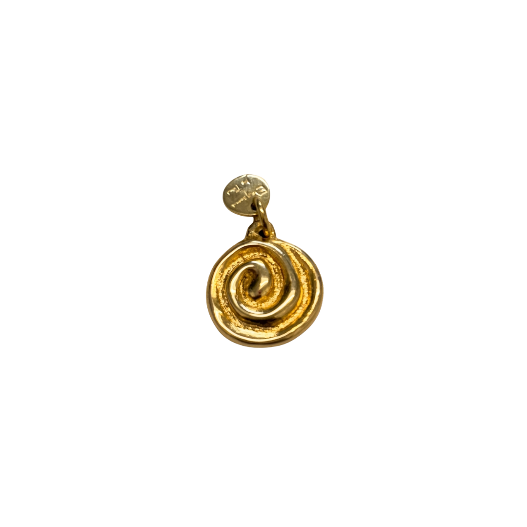 Comprar colgante medalla de caracola realizada en oro amarillo de 18kt. Joyería Ian'Or. Joyas de segunda mano. Joyas restauradas. Colgantes baratos. Envío gratis.