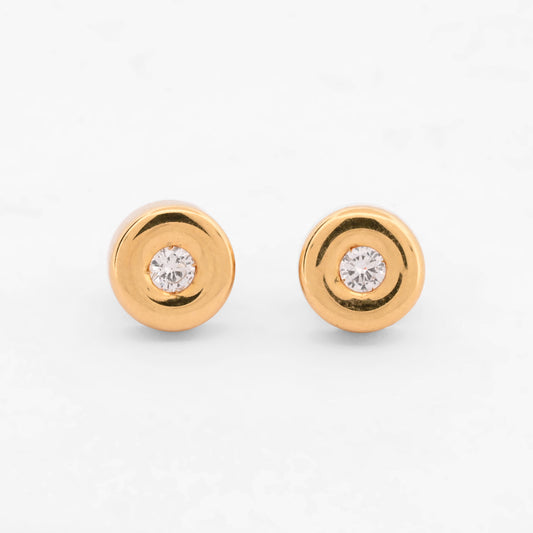 Comprar pendientes de oro amarillo de 18kt en forma redonda y con 1 diamante en cada pendiente engastado en boca. Joyas restauradas. Envío gratis a toda la península. Joyería Ian'Or.