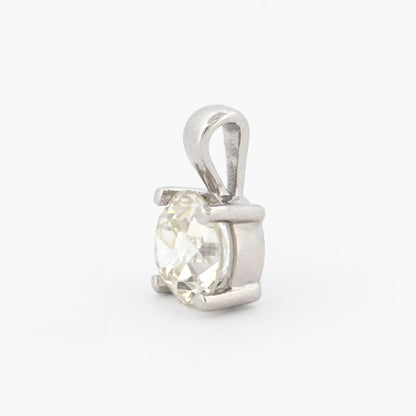 Comprar colgante tipo solitario realizado en oro blanco de 18kt con brillante de 0,92ct engastado en 4 grapas. Cadena no incluída. Joyas de segunda mano baratas. Ian'Or.