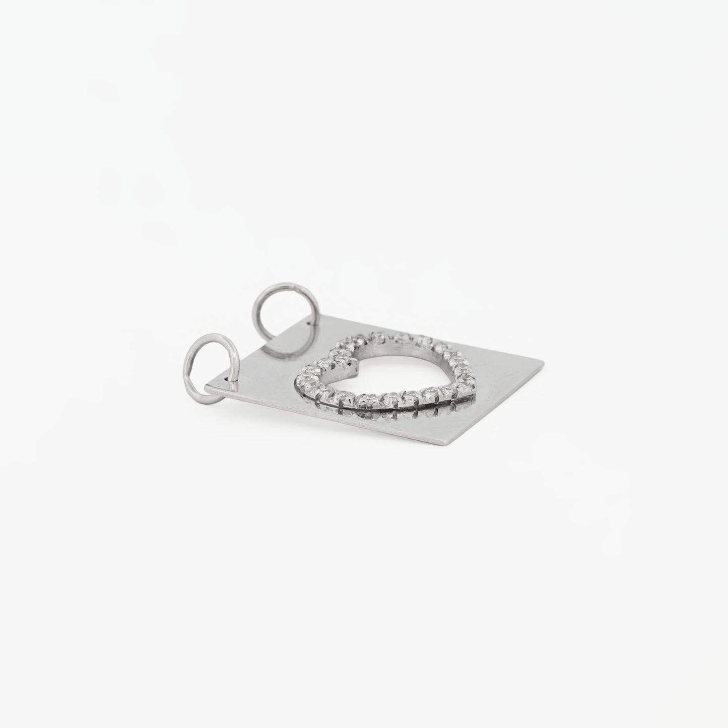 Comprar colgante de oro amarillo de 18kt en forma de rectangulo de la iconica marca de Tous. Un must imprescindible en tu joyero si eres amante de la Firma. Pieza original.