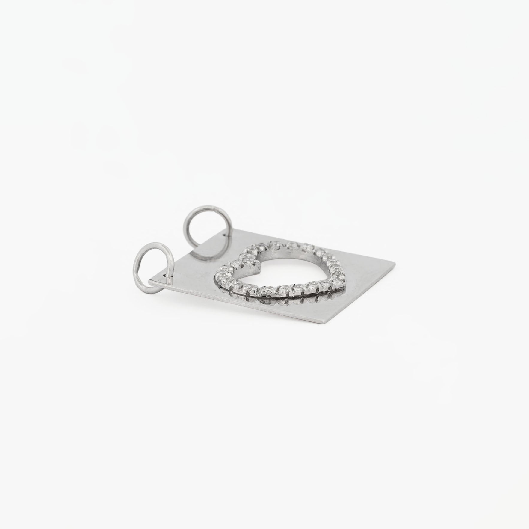 Comprar colgante de oro amarillo de 18kt en forma de rectangulo de la iconica marca de Tous. Un must imprescindible en tu joyero si eres amante de la Firma. Pieza original.