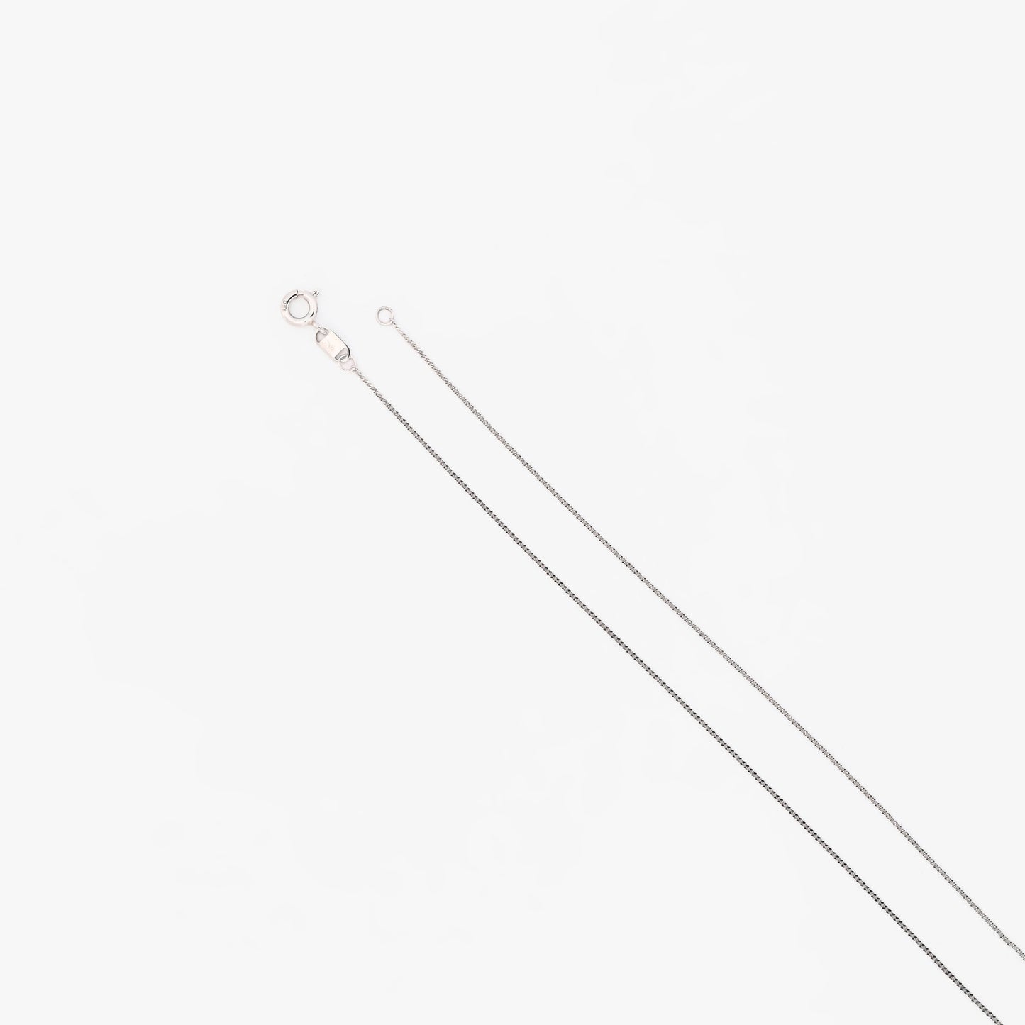Comprar cadena forzada barras de oro blanco de 18kt y 45,5cm de largo con cierre tipo reasa. Cadenas con envío gratis. Joyería Ian'Or.