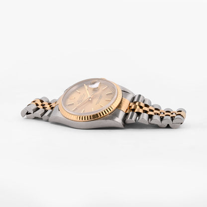 Reloj Rolex Oyster Perpetual Datejust 36mm con emblemática esfera champán de acabado soleil.Relojes Rolex de segunda mano baratos en Barcelona. relojes de alta gama al mejor precio. Envío gratuito