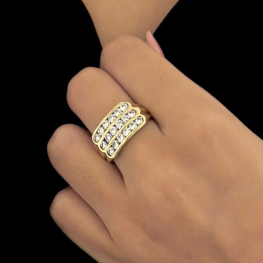 16851P Anillo oro amarillo 18kt y diamantes