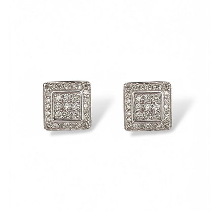 Comprar pendientes tu y yo de oro blanco de 18kt con pavé cuadrado de diamantes talla brillante y perla negra. Estos pendientes tienen la particularidad de poder usarse de dos formas distintas, con perla o sin perla. Cierre a presión. Comprar pendientes segunda mano en barcelona. Comprar oro en Barcelona. Restauración de joyas en Barcelona.