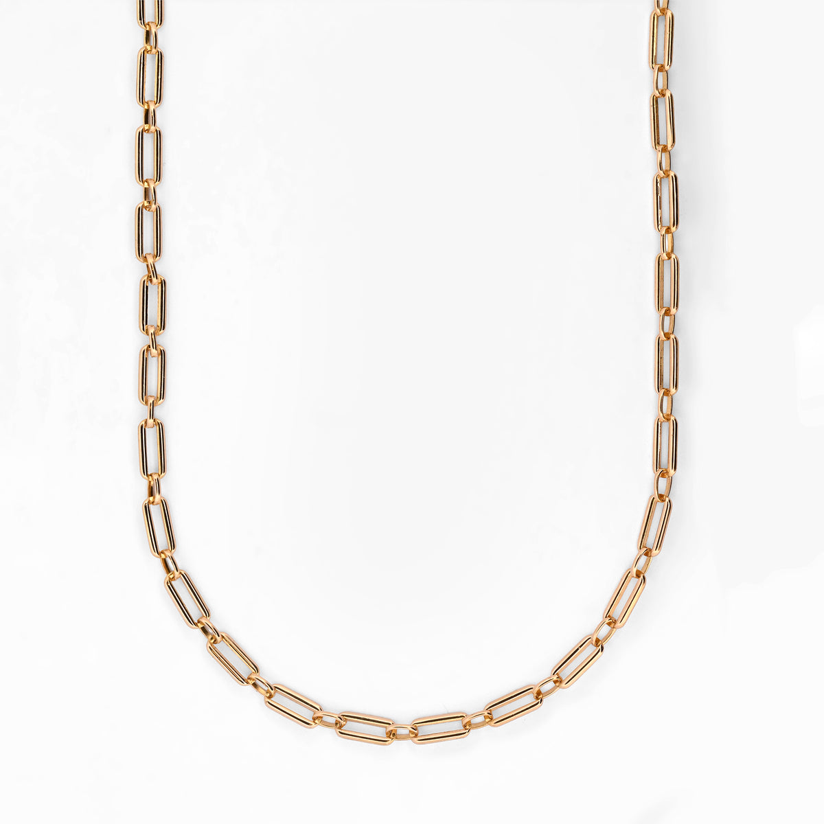 Comprar collar de oro amarillo de 18kt con cadena de eslabones tipo barra. Dispone de un cierre de mosquetón Joyería Ian'Or. Envío GRATIS y pieza certificada.