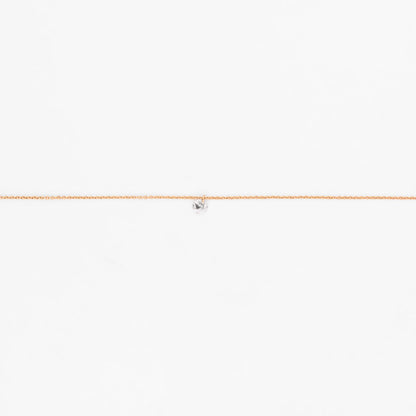 Comprar collar de oro amarillo de 18kt con colgante solitario engastado. Dispone de cierre tipo reasa. Joyería Ian'Or. Envio GRATIS. Pieza certificada.