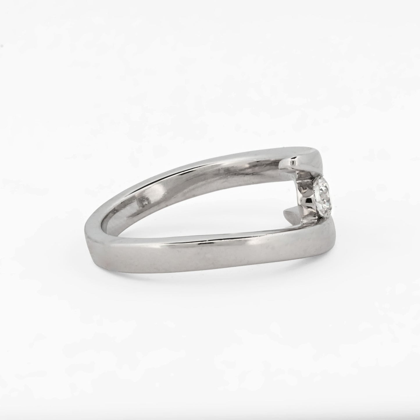 Solitario oro blanco de 18kt con brillante - 17571P
