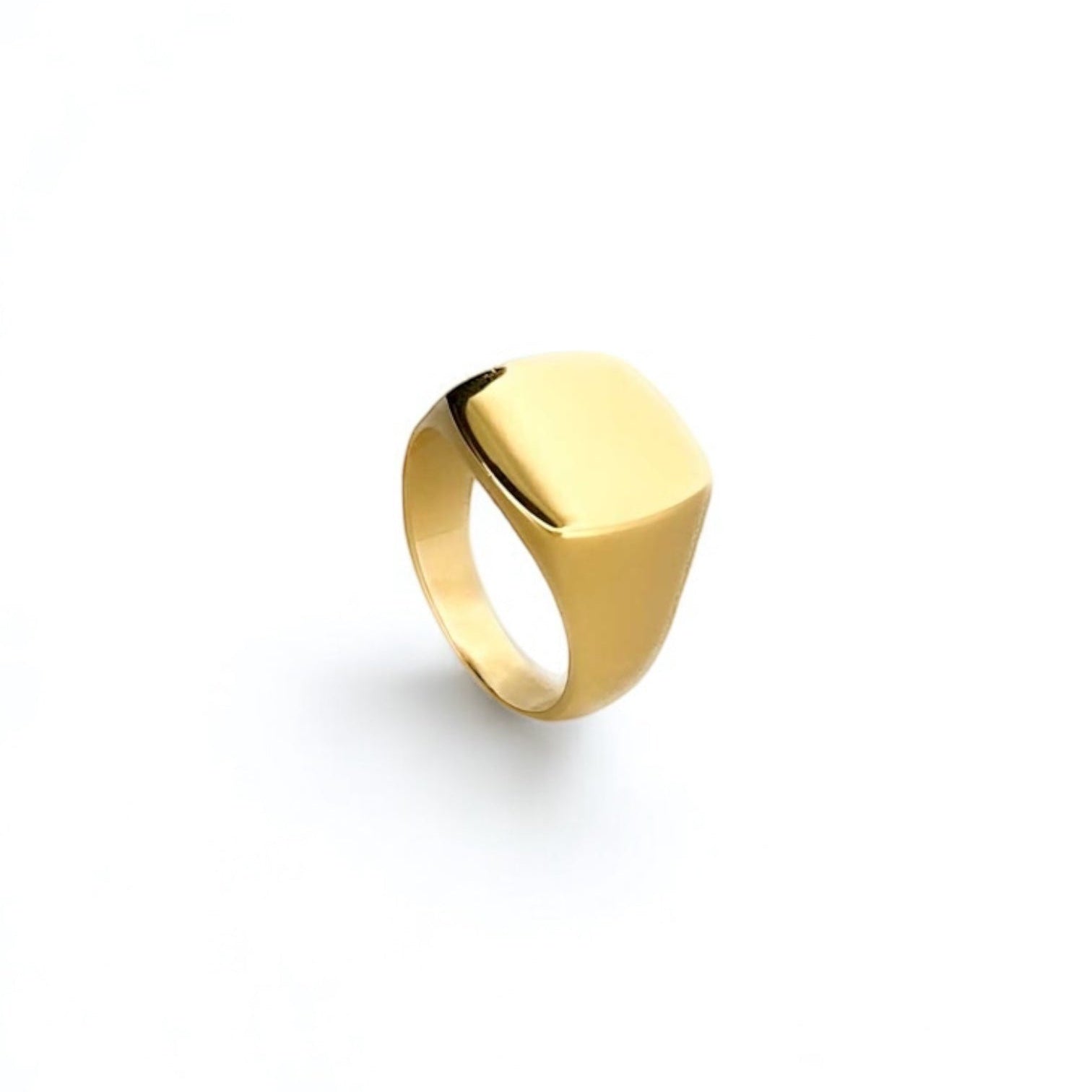 Anillo tipo sello rectangular de oro amarillo de 18kt.
Joyas de hombre al mejor precio, sellos de oro 18kt para hombre de segunda mano. Joyas para el de oro.