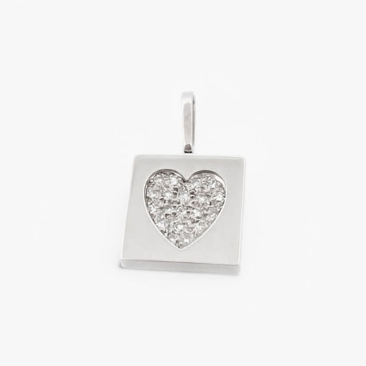 Comprar colgante cuadrado realizado en oro blanco de 18kt con pavé de diamantes talla brillante en forma de corazón. Joyas de segunda mano baratas. Ian'Or.