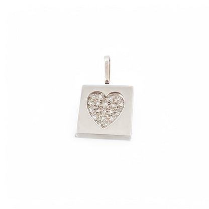 Comprar colgante cuadrado realizado en oro blanco de 18kt con pavé de diamantes talla brillante en forma de corazón. Joyas de segunda mano baratas. Ian'Or.