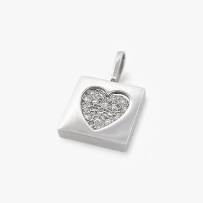 Comprar colgante cuadrado realizado en oro blanco de 18kt con pavé de diamantes talla brillante en forma de corazón. Joyas de segunda mano baratas. Ian'Or.